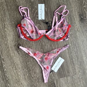 NWT FOR LOVE & LEMONS Rose Bloom Bra + Thong Panty, Bra M and Pantry S